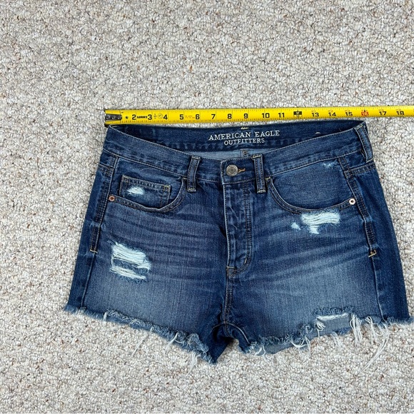 American Eagle Hi Rise Jean Shorts Womens 4 Button Fly Distressed Blue Denim - Picture 9 of 10